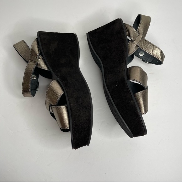 Kork-Ease AVA CLASSIC Leather Platform Wedge Sandals Black Silver Metallic Sz 37 - Picture 5 of 15